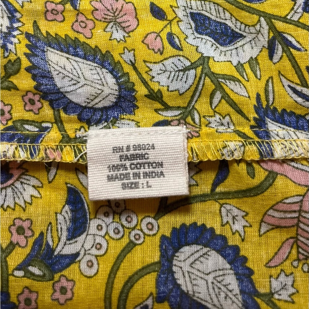 Jennifer & Grace Yellow and Blue Paisley Women's Spring & Summer Top size Large - Picture 7 of 7